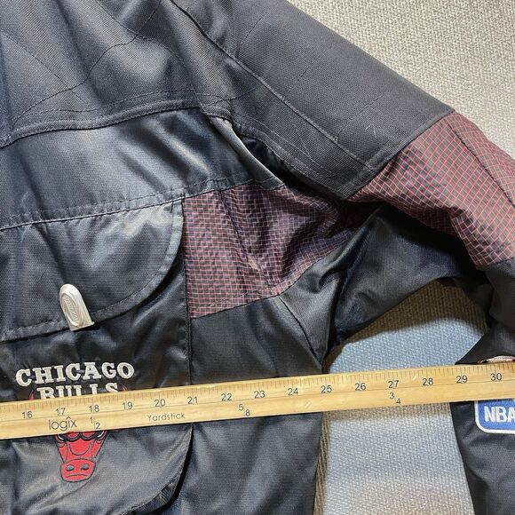 Vintage 90s Logo Athletic Chicago Bulls Jacket Coat Men's Medium NBA - Picture 3 of 11
